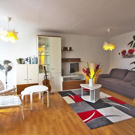 Ferienwohnung Kakadu Apartment Dresden Laubegast Wlan Tv Fahrrad Экстерьер фото